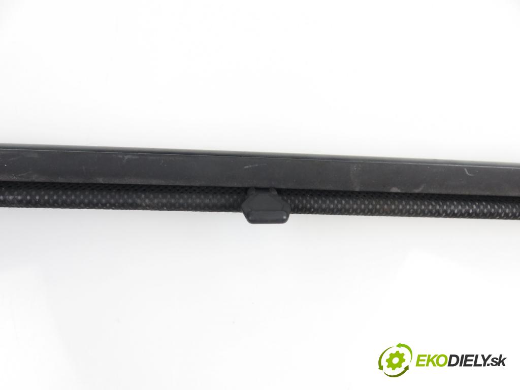 AUDI A4 (8D2, B5) SEDAN 1997 1896,00 Osłony przeciwsłoneczne 1896,00 Roleta okna 8D5861325A (Ostatné)