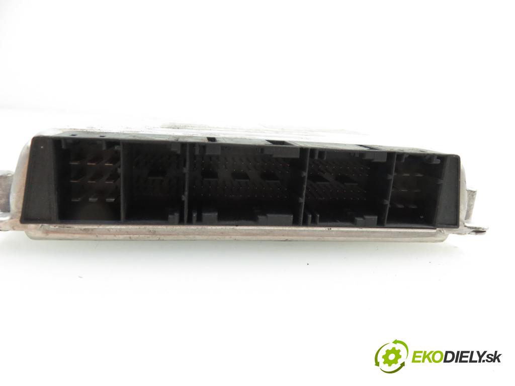 BMW 3 Touring (E46) KOMBI 2000 1951,00 Sterowniki silnika 1951,00 Riadiaca jednotka Motor 0281001445;2249970