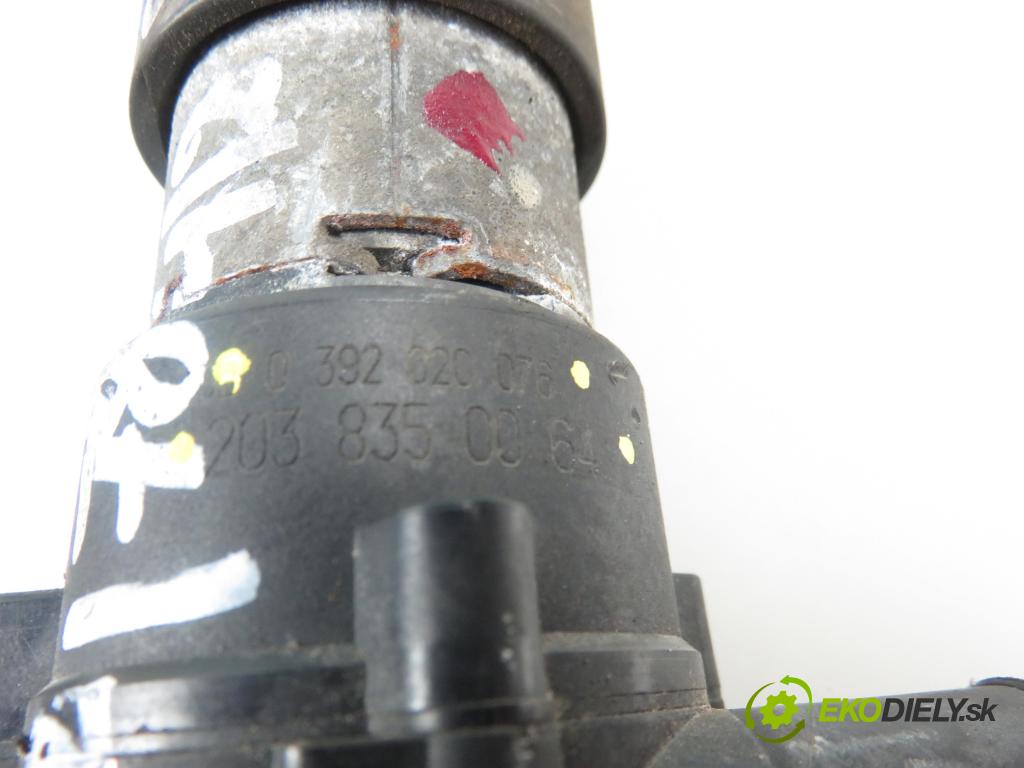 MERCEDES-BENZ KLASA C T-Model (S203) KOMBI 2001 2148,00 Pompy wody 2148,00 pumpa vody 0392020076;2038350064 (Vodní pumpy)