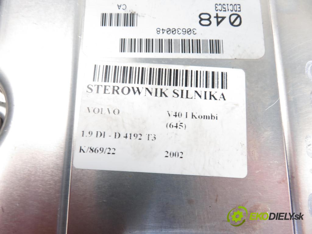 VOLVO V40 Kombi (645) KOMBI 2002 1870,00 Sterowniki silnika 1870,00 Riadiaca jednotka Motor 0281010441;8200065996