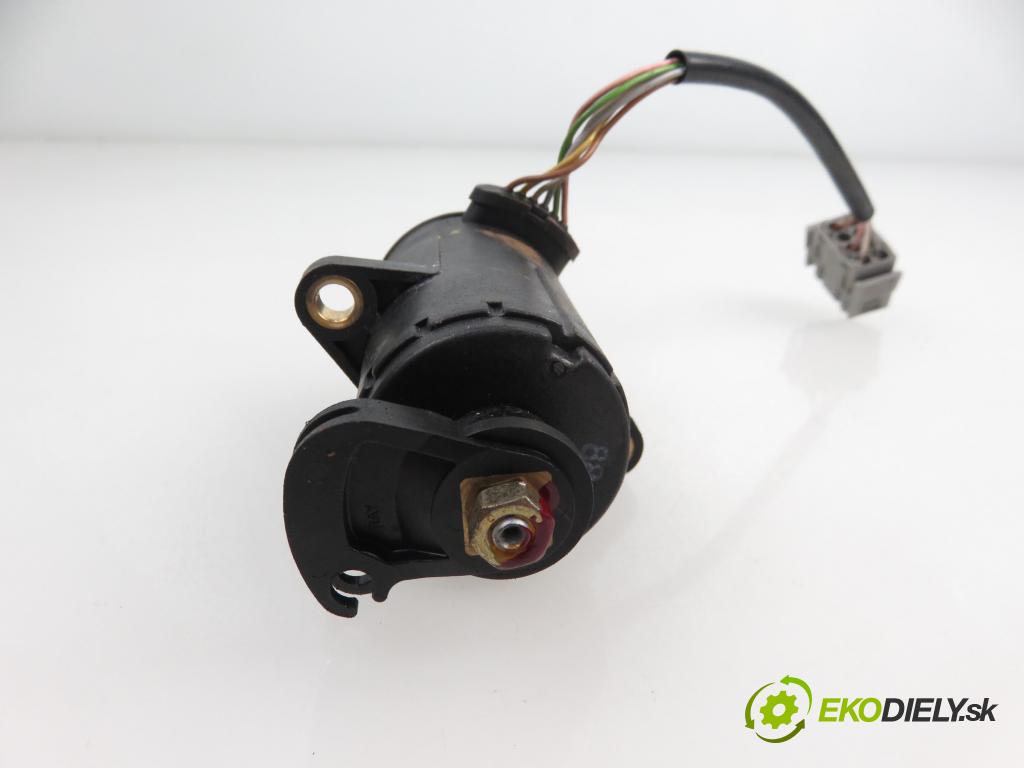 BMW 3 Touring (E46) KOMBI 2003 1951,00 Pozostałe 1951,00 Potenciometer plynového pedálu 0205001040;2245690 (Pedále)