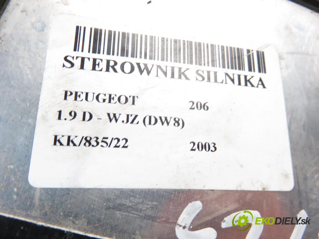 PEUGEOT 206 liftback (2A/C) HB 2003 1868,00 Sterowniki silnika 1868,00 Riadiaca jednotka Motor 9650359880;9650359880;R04080030E