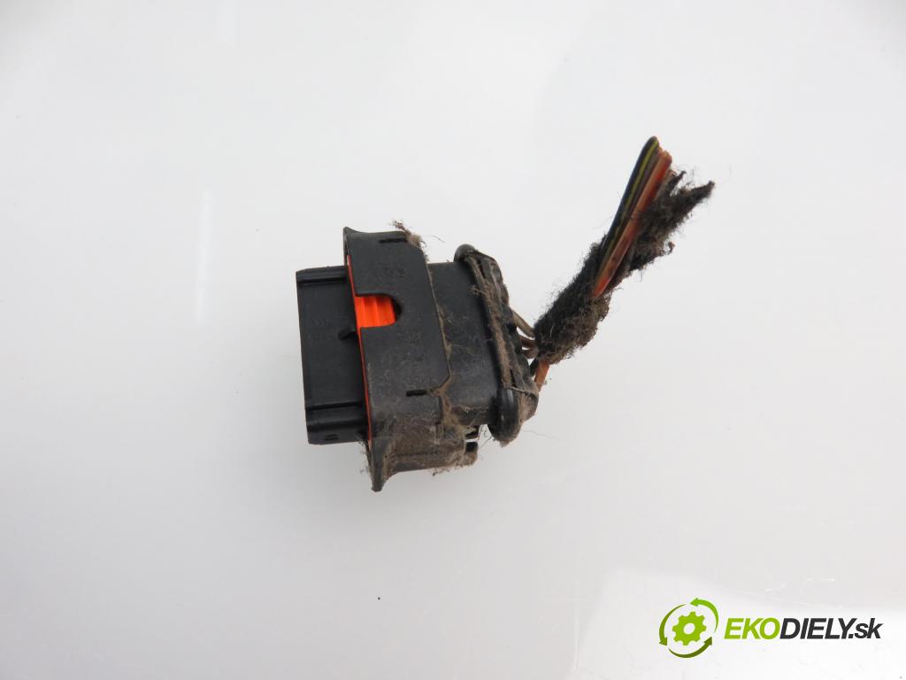 OPEL ZAFIRA A Nadwozie Wielkopojemne (MPV) (T98)  MINIVAN 1999 1995,00 Pozostałe 1995,00 Potenciometer plynového pedálu 0281002298;90581208AQ (Pedále)