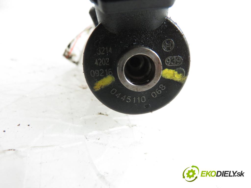 FIAT MAREA Weekend (185_) KOMBI 2001 1910,00 Wtryskiwacze 1910,00 vstrekovač 0445110068 (Vstrekovače)