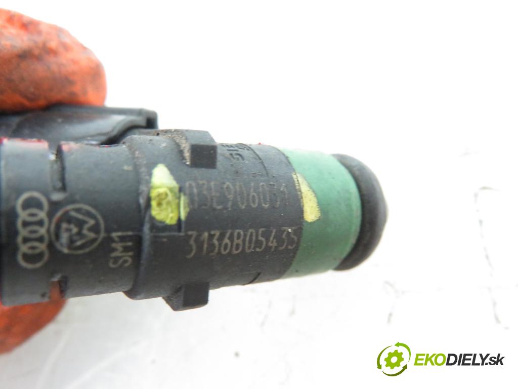 SEAT IBIZA III (6L1) HB 2003 1198,00 Wtryskiwacze 1198,00 vstřikovací ventily 03E906031