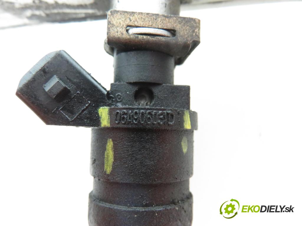 SKODA OCTAVIA I (1U2) LIFTBACK 1998 1781,00 Listwy wtryskowe 1781,00 Lišta vstrekovacia 06A90603ID (Vstrekovacie lišty)