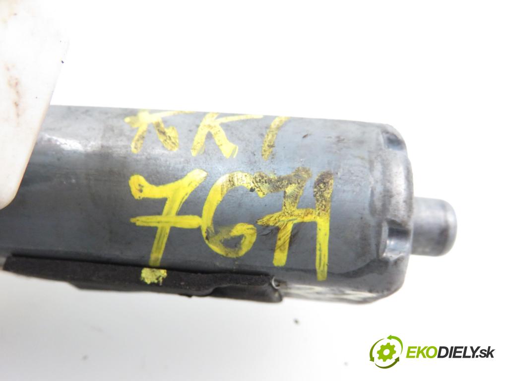 OPEL VECTRA C Kombi (Z02) KOMBI 2006 1910,00 Silniczki szyb 1910,00 Motorček sťahovania okien PP 9178988; 0130822012