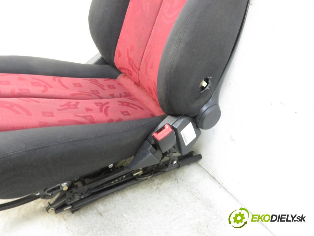 MERCEDES-BENZ CLK (C208) COUPE 1998 2295,00 Fotele, kanapy 2295,00 Sedadlá, sedačky