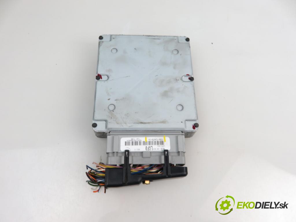 FORD KA (RB_) HB 1998 1299,00 Sterowniki silnika 1299,00 Riadiaca jednotka Motor 1S5A12A650CA