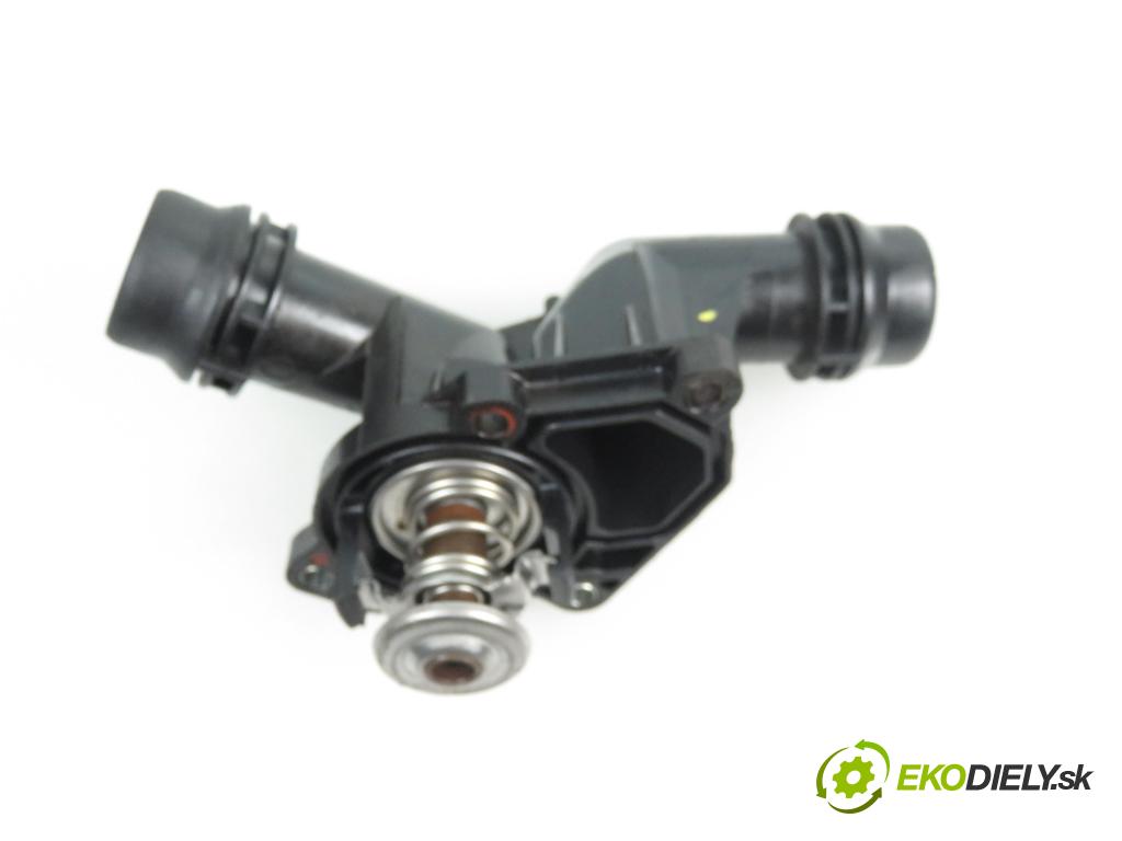 BMW 3 (E46) SEDAN 1998 1951,00 Obudowy termostatów 1951,00 obal termostatu TEQ0016 (Termostaty)