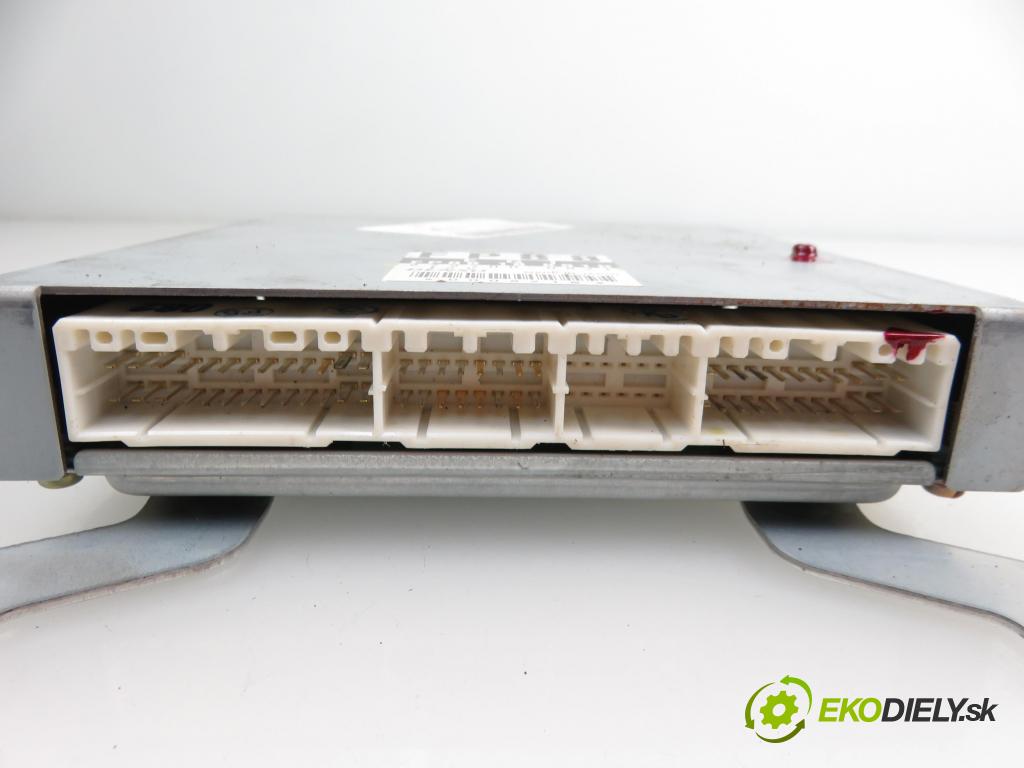 MAZDA PREMACY (CP) MINIVAN 2000 1840,00 Sterowniki silnika 1840,00 Riadiaca jednotka Motor 2797000821