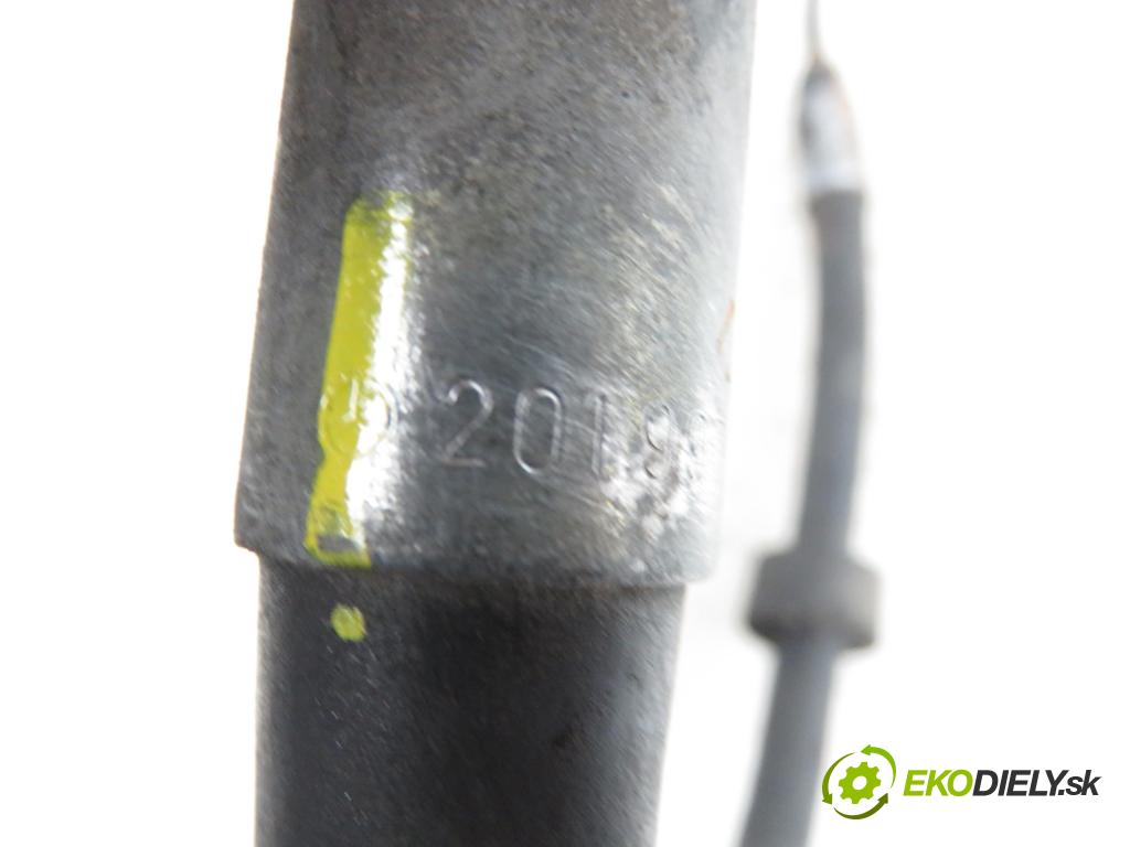 MERCEDES-BENZ KOMBI T-Model (S124) KOMBI 1987 2996,00 Przewody układu wspomagania 2996,00 RIADOK: / Rúra servočerpadlo 2019976282