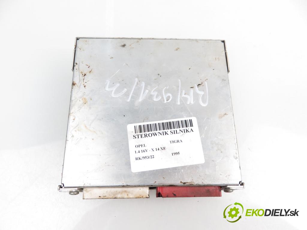OPEL TIGRA (S93) COUPE 1995 1389,00 Sterowniki silnika 1389,00 Riadiaca jednotka Motor 13234272;6237561