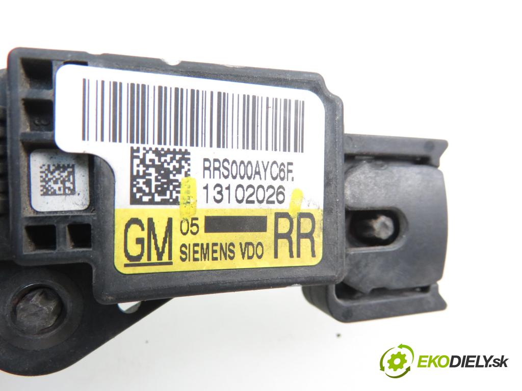 OPEL VECTRA C Kombi (Z02) KOMBI 2004 1995,00 Czujniki uderzenia 1995,00 Snímač nárazu 13102026 (Snímače nárazu)