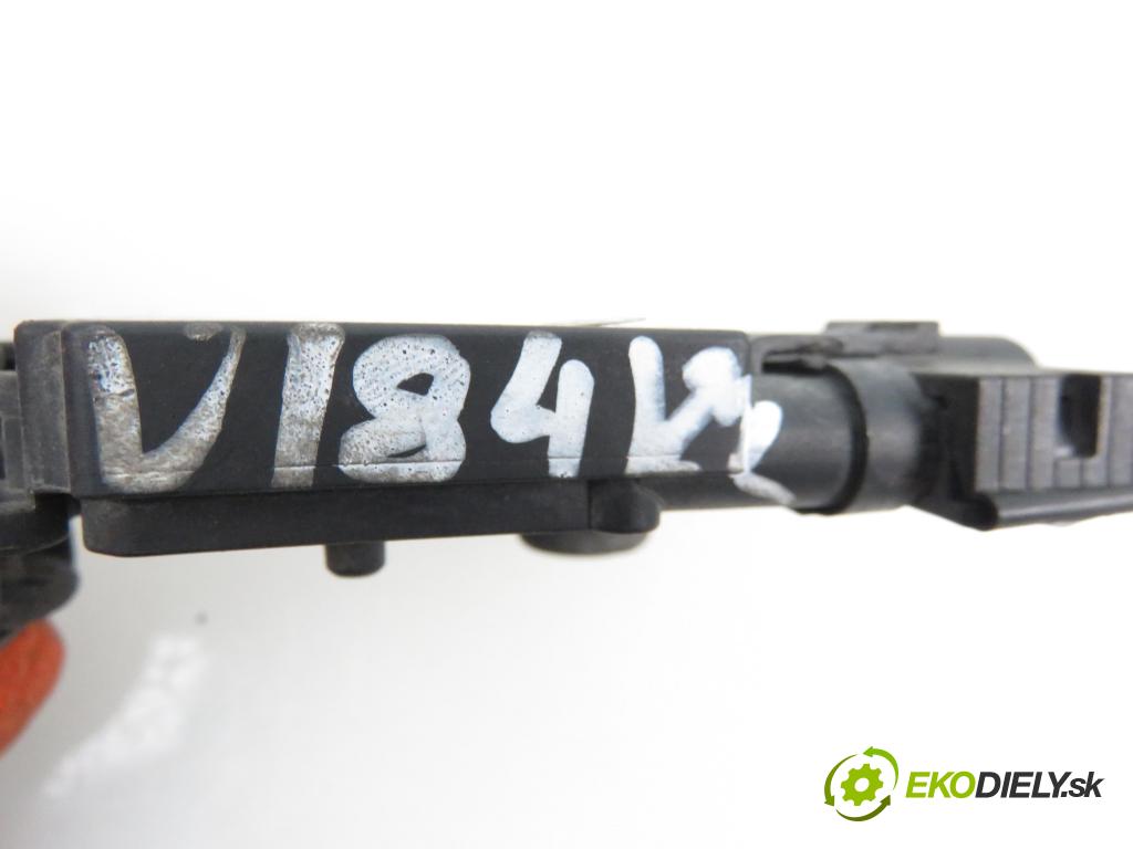 OPEL VECTRA C Kombi (Z02) KOMBI 2004 1995,00 Czujniki uderzenia 1995,00 Snímač nárazu 13102025 (Snímače nárazu)