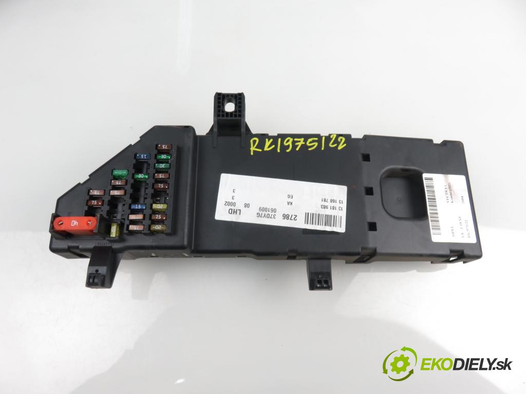 OPEL VECTRA C Kombi (Z02) KOMBI 2004 0,00 1.8 - Z 18 XE 1796,00 spinačka / imobilizéra IMMO / Riadiaca jednotka 55354416 ; 13165954MA ; 13165350