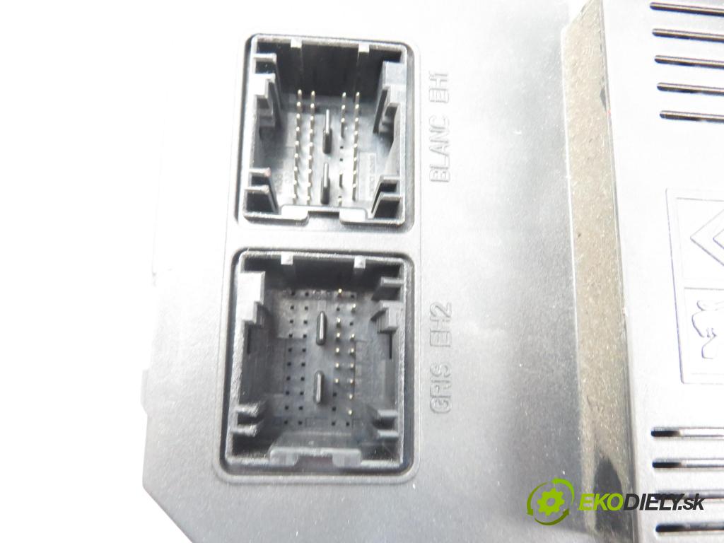 PEUGEOT 206 CC (2D) CABRIO 2002 1587,00 Poistková skrinka MODUL BSI 9646777380