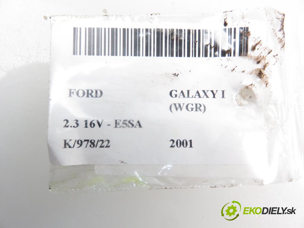 FORD GALAXY (WGR) MINIVAN 2001 2295,00 Chłodnice klimatyzacji (skraplacze) 2295,00 chladič klimatizácie 8FC351301 (Chladiče klimatizácie)