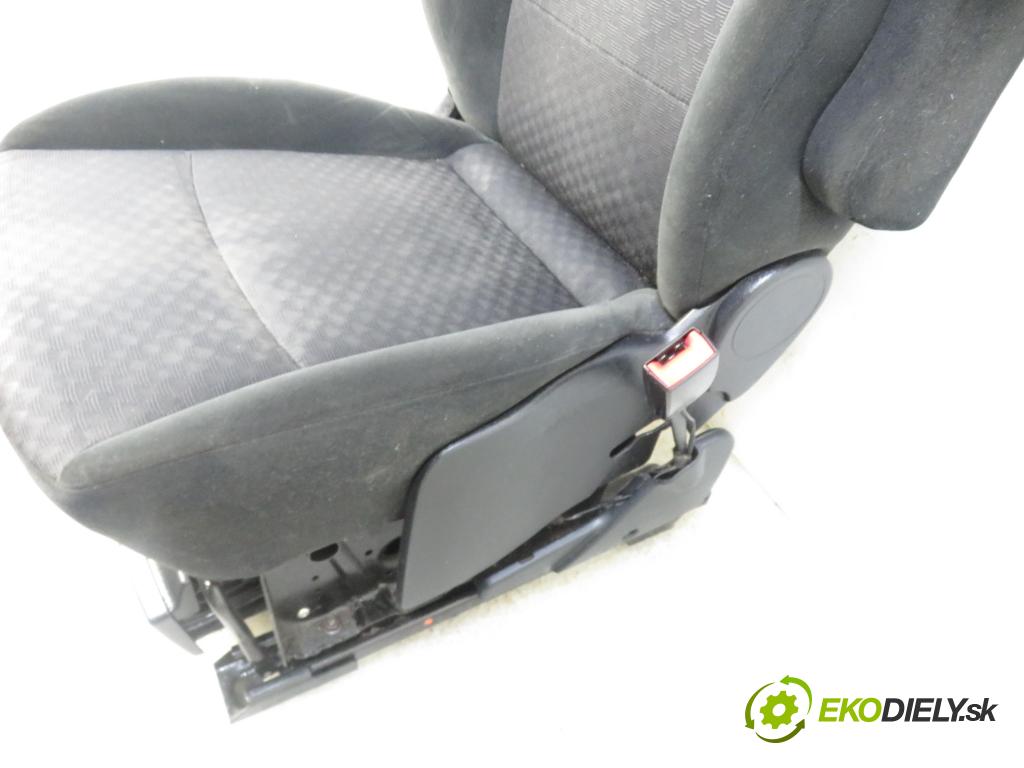 FORD GALAXY (WA6) MINIVAN 2007 1753,00 Fotele, kanapy 1753,00 Sedadlo 