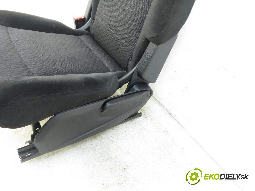 FORD GALAXY (WA6) MINIVAN 2007 1753,00 Fotele, kanapy 1753,00 Sedadlo 2 RIADOK: ľavy
