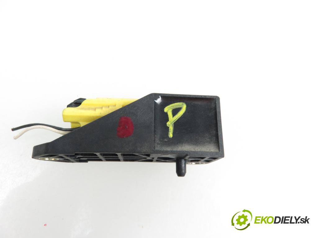 SEAT ALHAMBRA (7V8, 7V9) MINIVAN 2002 1896,00 Czujniki uderzenia 1896,00 Snímač nárazu 6Q0909606 (Snímače nárazu)