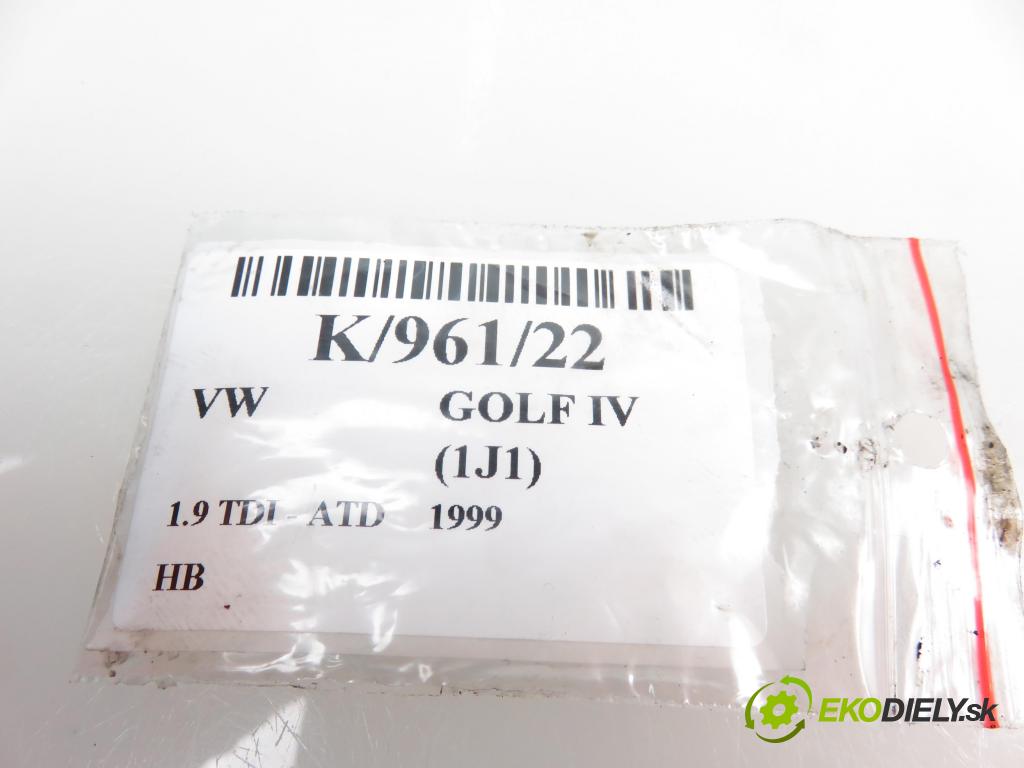 VW GOLF IV (1J1) HB 1999 1896,00 Przewody chłodnic powietrza 1896,00 Rúra intercoolera turba 1J0145828T