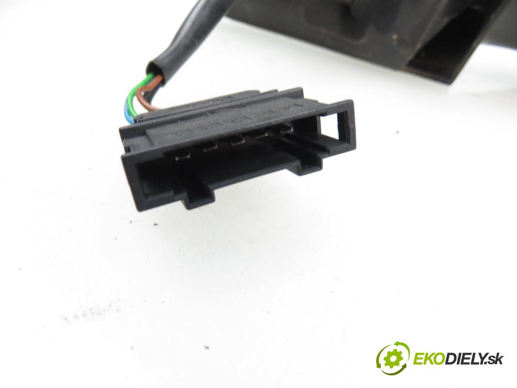 SKODA OCTAVIA I Combi (1U5) KOMBI 1998 66,00 1.9 TDI - AGR 1896,00 Spätné zrkadlo