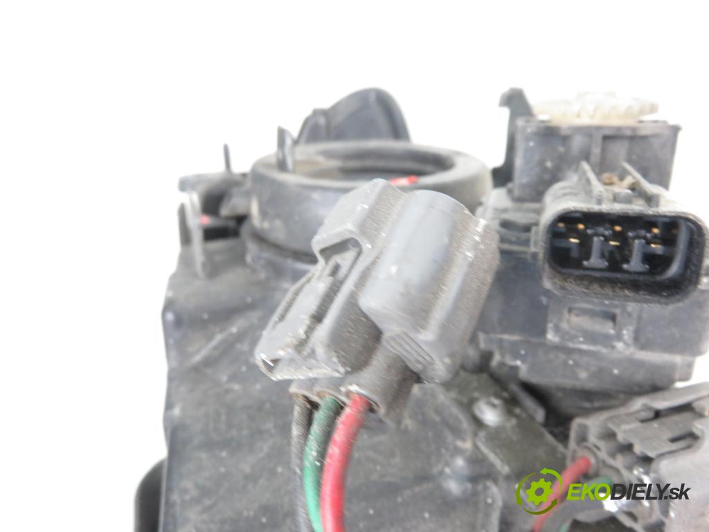 MAZDA 323 F VI (BJ) HB 2001 1998,00 Lampy przednie 1998,00 Svetlo LP