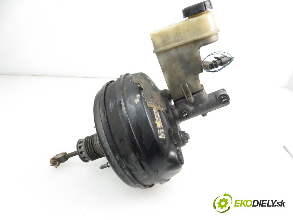 FIAT CROMA (194_) KOMBI 2006 1910,00 Serwa hamulca 1910,00 Posilovač 13126710 (Servočerpadlá, pumpy riadenia)
