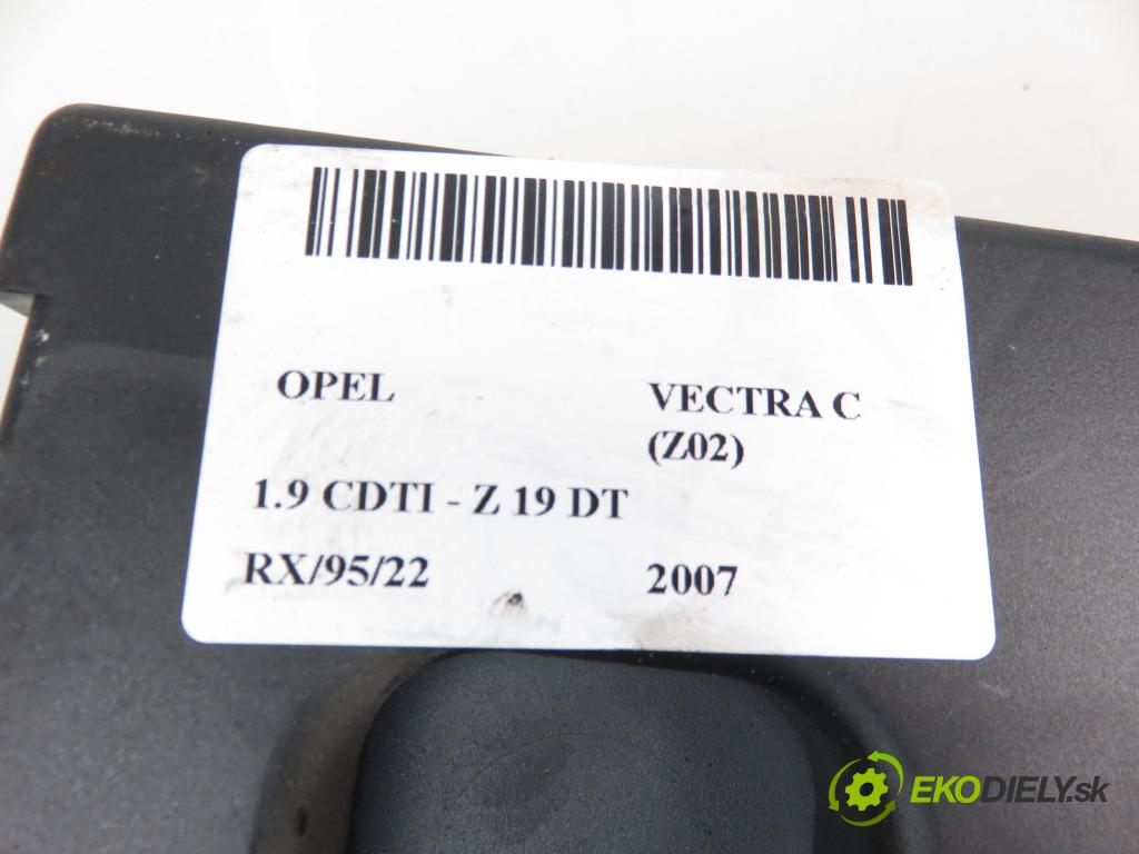 OPEL VECTRA C (Z02) LIFTBACK 2007 1910,00 Skrzynki bezpieczników 1910,00 MODUL BSI 3223679;13193588