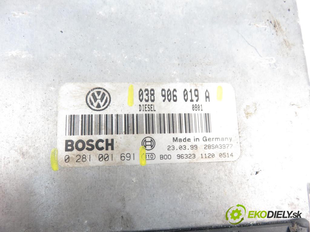 VW PASSAT B5 Variant (3B5) KOMBI 1999 1896,00 Sterowniki silnika 1896,00 Riadiaca jednotka Motor 038906019a;0281001691