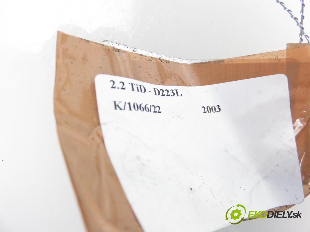 SAAB 9-5 Kombi (YS3E) KOMBI 2003 2171,00 Ramiona wycieraczek 2171,00 RAMENO: stěrače zadní část