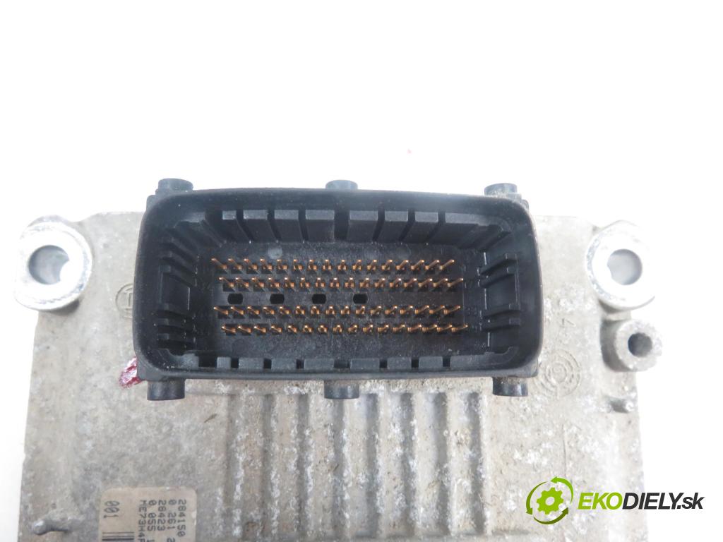 FIAT PUNTO (188_) HB 2002 1242,00 Sterowniki silnika 1242,00 Riadiaca jednotka Motor 1039S00103