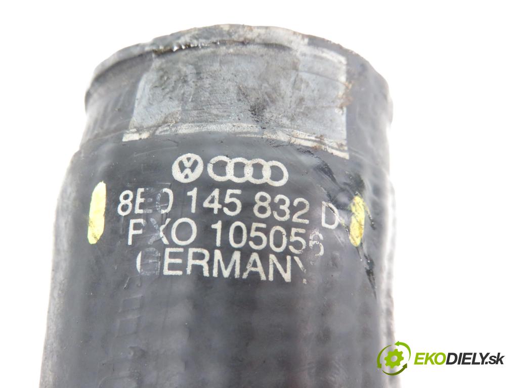 AUDI A4 (8E2, B6) SEDAN 2002 1781,00 Przewody chłodnic powietrza 1781,00 Rúra intercoolera turba 8E0145832D