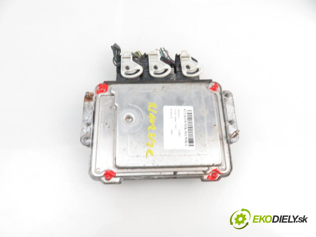 MAZDA 3 (BK) HB 2004 1560,00 Sterowniki silnika 1560,00 Riadiaca jednotka Motor 3U7112A650SA;0281011618