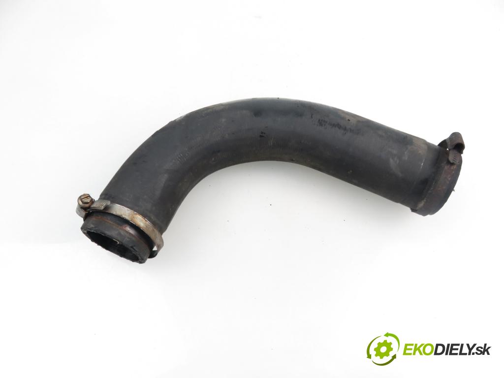 FORD FOCUS C-MAX (DM2) MINIVAN 2003 100,00 2.0 TDCi - G6DA 1997,00 Rúra intercoolera turba