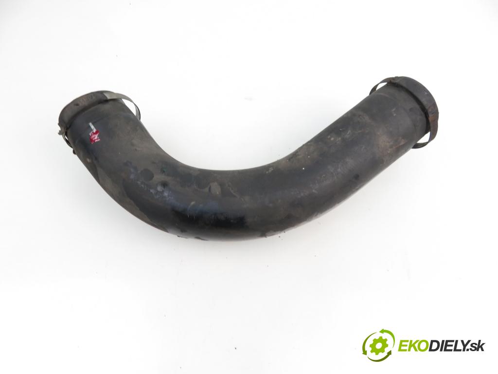 FORD FOCUS C-MAX (DM2) MINIVAN 2003 100,00 2.0 TDCi - G6DA 1997,00 Rúra intercoolera turba