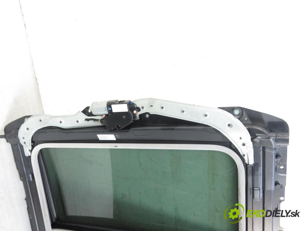 BMW 3 (E90) SEDAN 2007 1995,00 Szyberdachy 1995,00 střešní okno 6922257;7046164 (Okna karoserie)