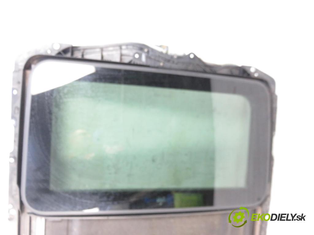 BMW 3 (E90) SEDAN 2007 1995,00 Szyberdachy 1995,00 střešní okno 6922257;7046164 (Okna karoserie)