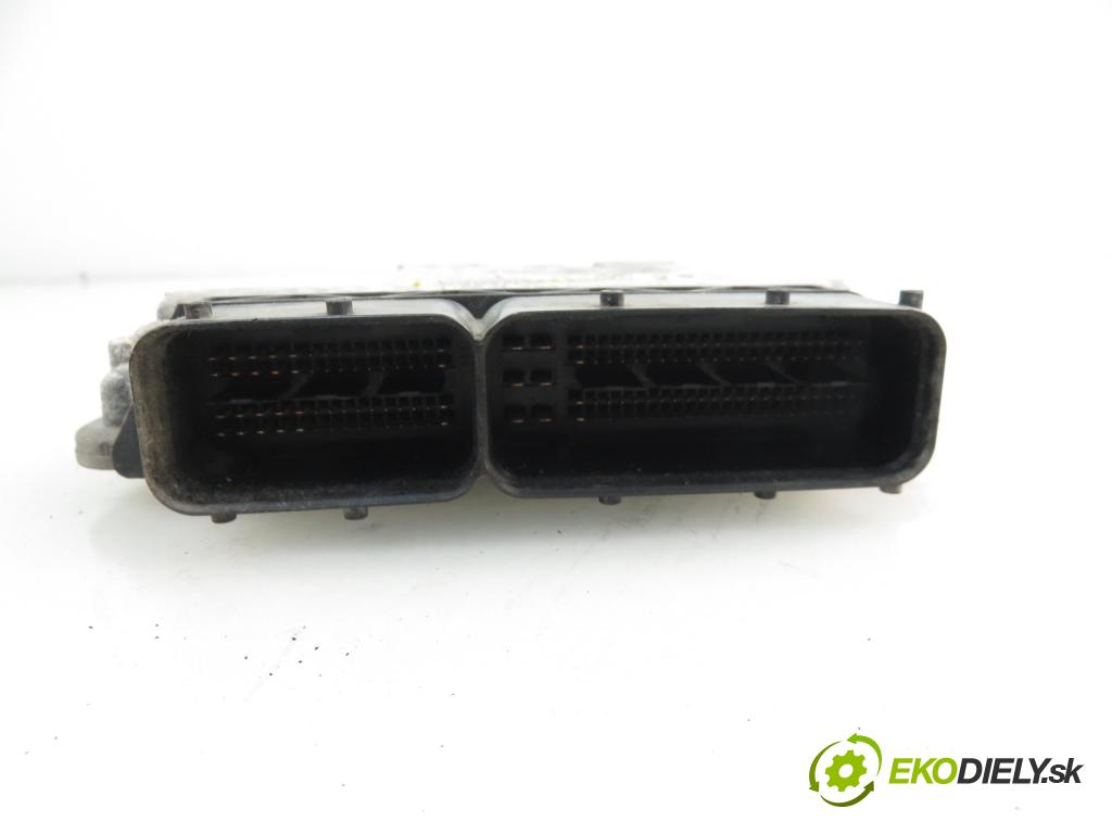 FIAT CROMA (194_) KOMBI 2006 1910,00 Sterowniki silnika 1910,00 Riadiaca jednotka Motor 0281012148;55202700