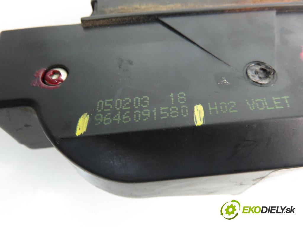 FIAT ULYSSE (179_) MINIVAN 2003 1997,00 Zamki 1997,00 zámok dveří kufr EL. 9646091580