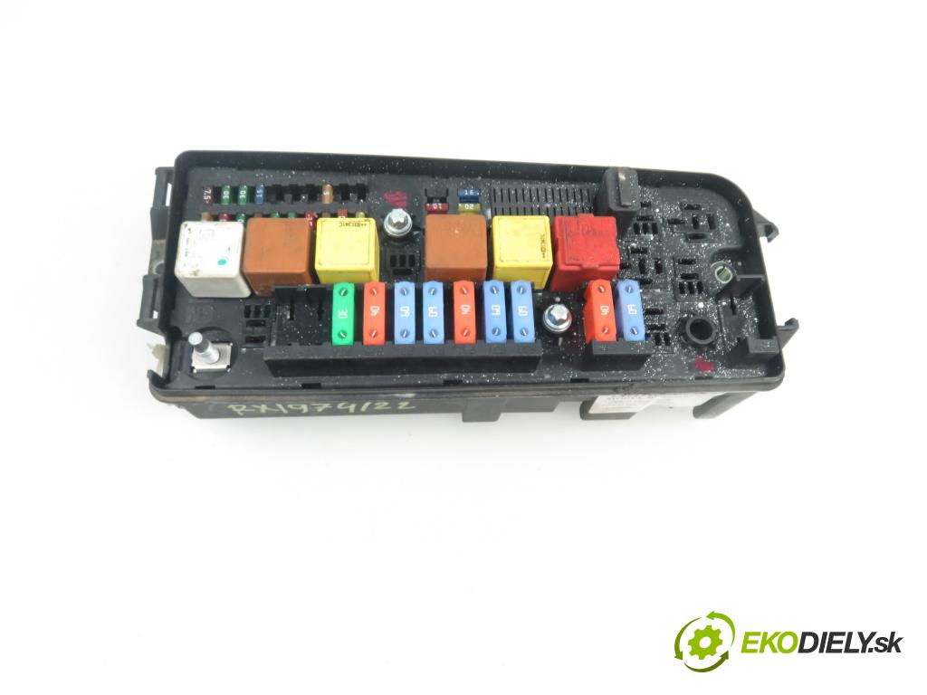 OPEL SIGNUM HB 2003 2172,00 Skrzynki bezpieczników 2172,00 MODUL BSI 13144710