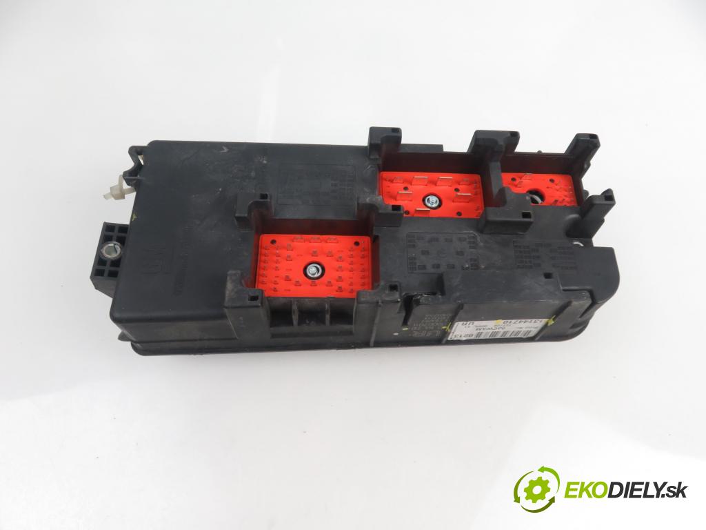 OPEL SIGNUM HB 2003 2172,00 Skrzynki bezpieczników 2172,00 MODUL BSI 13144710