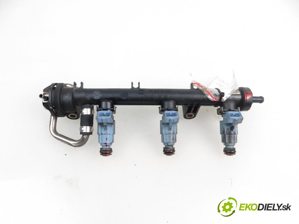 SMART CITY-COUPE (450) HB 2000 599,00 Listwy wtryskowe 599,00 Lišta vstrekovacia 2435170146 (Vstrekovacie lišty)