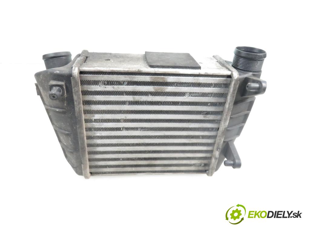 AUDI A4 Avant (8ED, B7) KOMBI 2006 171,00 3.0 TDI quattro - ASB 2967,00 chladič intercooler 8E0145806L