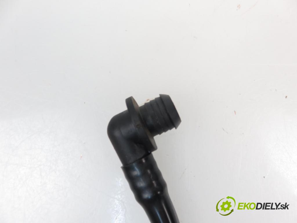 AUDI A4 Avant (8D5, B5) KOMBI 1998 1896,00 Przewody hamulcowe 1896,00 RIADOK: do serva