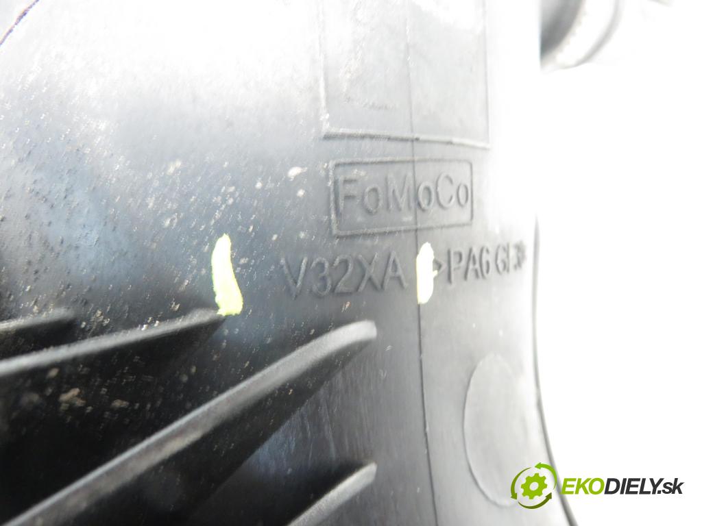 FORD MONDEO V liftback (CE) LIFTBACK 2016 1999,00 Przewody chłodnic powietrza 1999,00 Rúra intercoolera turba V32XA