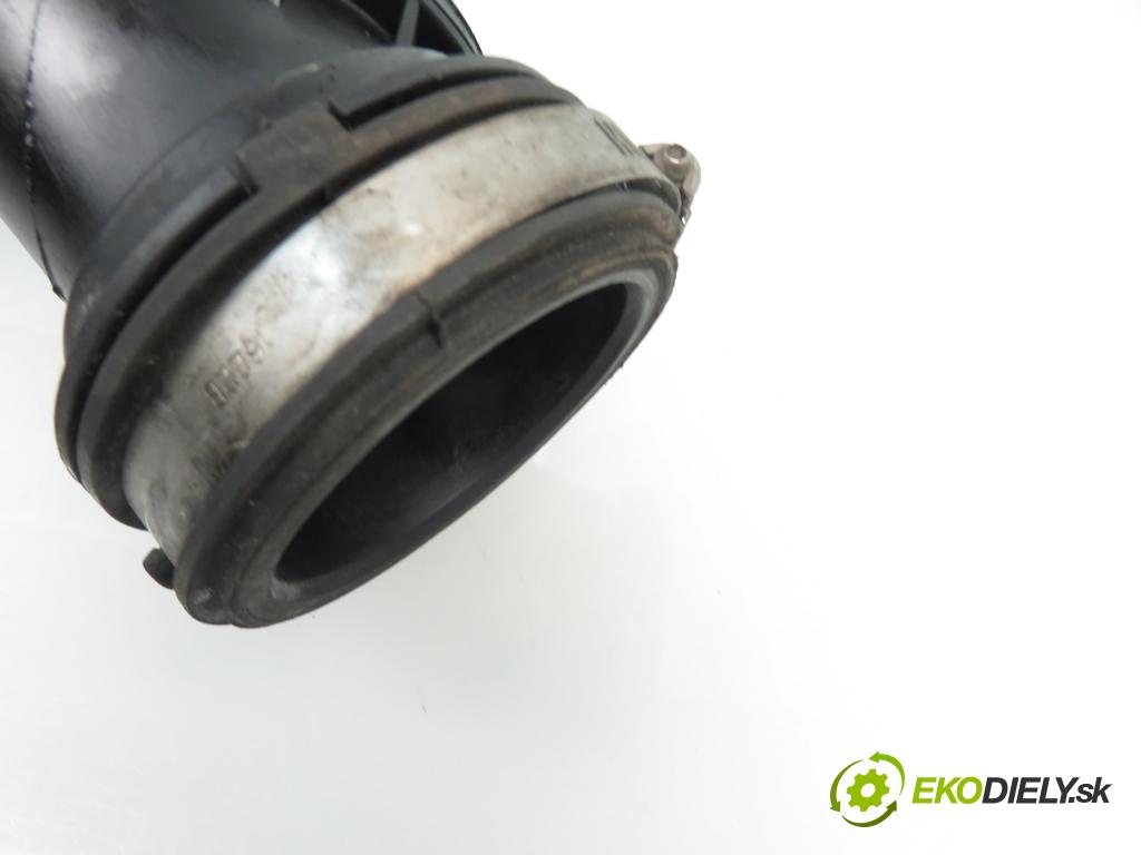 FORD MONDEO V liftback (CE) LIFTBACK 2016 1999,00 Przewody chłodnic powietrza 1999,00 Rúra intercoolera turba V32XA