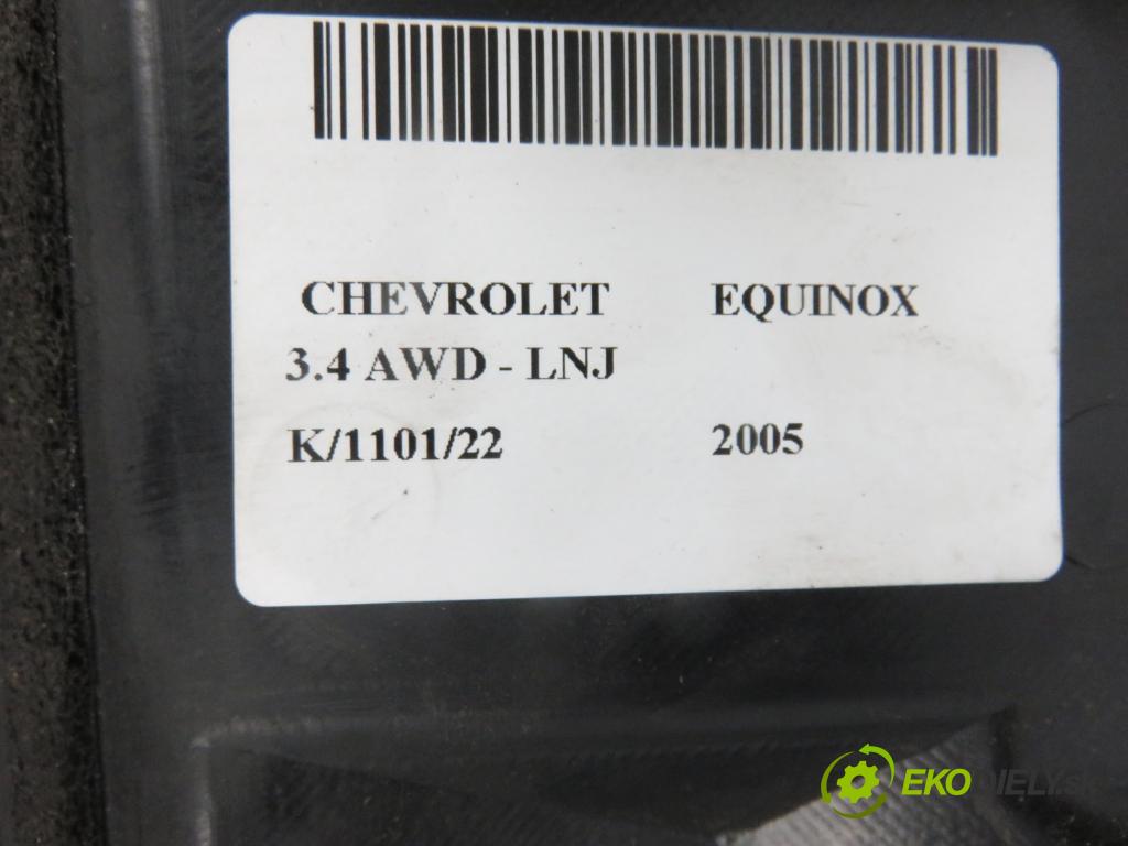 CHEVROLET EQUINOX SUV 2005 3350,00 Podszybia 3350,00 Torpédo, plast pod čelné okno 5482889 (Torpéda)