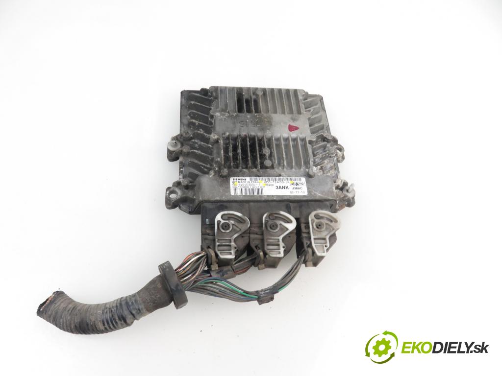 FORD FOCUS II Turnier (DA_, FFS, DS) KOMBI 2005 1753,00 Sterowniki silnika 1753,00 Riadiaca jednotka Motor 4M5112A650JK;5WS40303JT